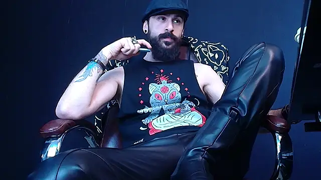 Snapshot of AxelColton chatting on 03.18.25 AxelColton online show from 03.18.25