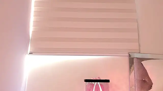 Alissonroses online show from 03.25.26