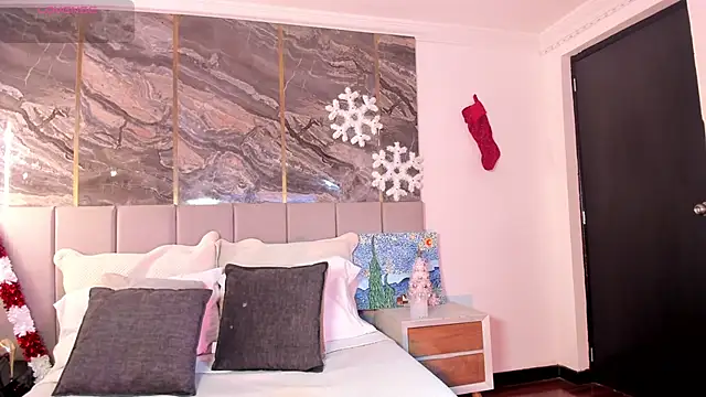 Sienna Blake  online show from 12.03.25