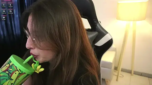 Daisha Riley online show from 10.30.25