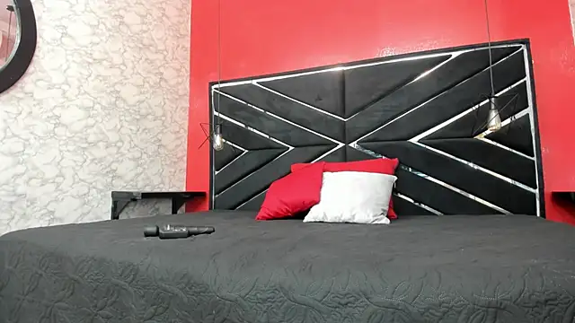 SEXY HOTTIE   online show from 01.11.25