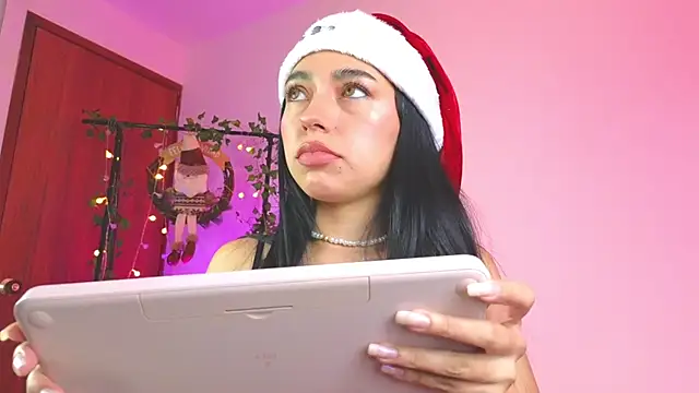 Snapshot of Sweet_Nyx chatting on 12.20.24 Sweet Nyx online show from 12.20.24