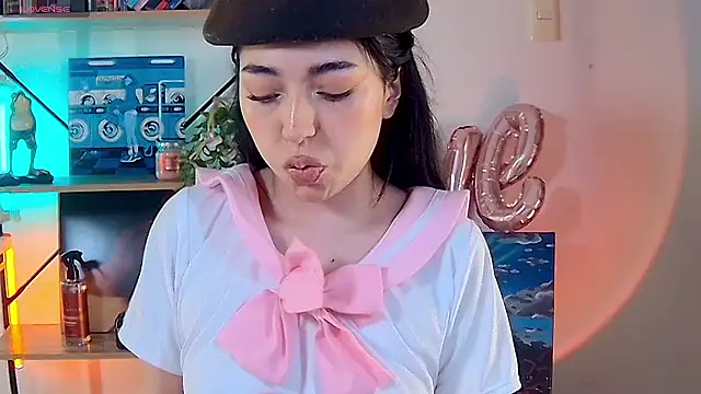 Snapshot of Sweet_Nyx chatting on 02.16.26 Sweet Nyx online show from 02.16.26