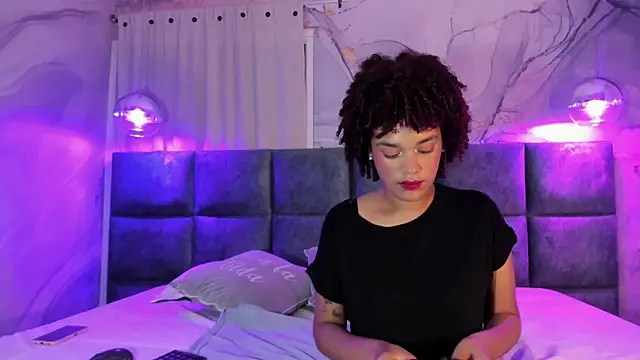 loladupont online show from 02.03.25