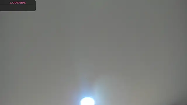 Snapshot of AbrilSonne chatting on 03.07.25 AbrilSonne online show from 03.07.25