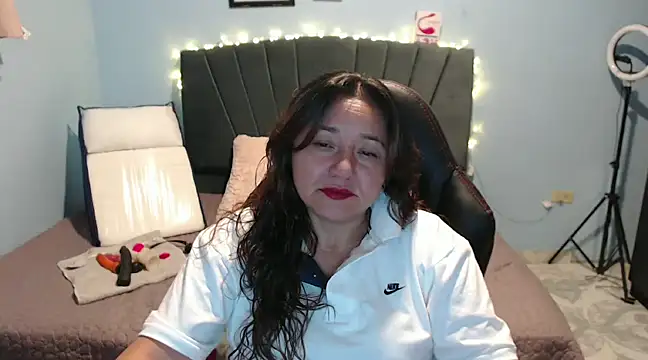 AngelRouss online show from 02.01.25