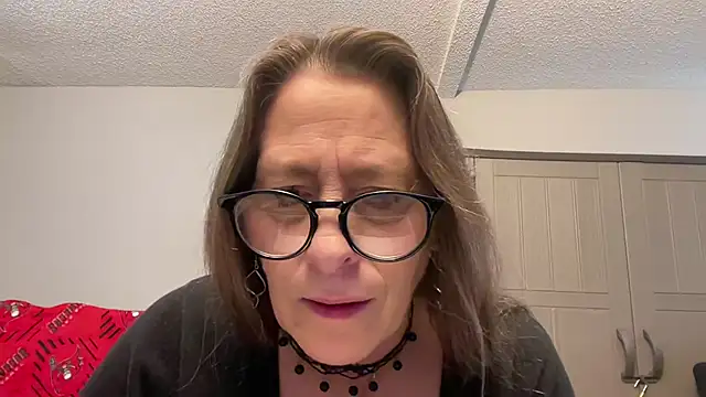 Snapshot of Keywest_Kate chatting on 01.04.25 Keywest Kate online show from 01.04.25