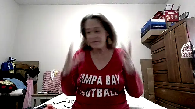 Snapshot of Keywest_Kate chatting on 10.20.25 Keywest Kate online show from 10.20.25