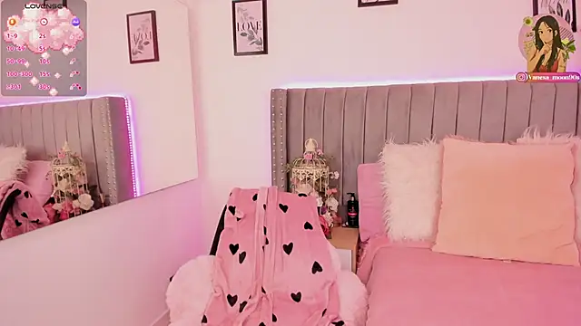 vanesa moon   online show from 12.14.25