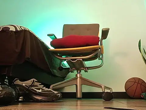 Snapshot of codysmith chatting on 02.21.26 codysmith online show from 02.21.26