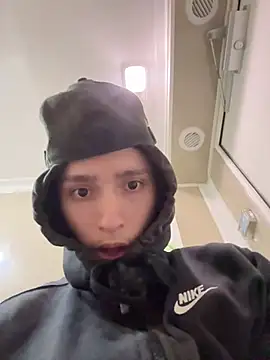 Snapshot of qbaby96 chatting on 02.13.25 qbaby96 online show from 02.13.25