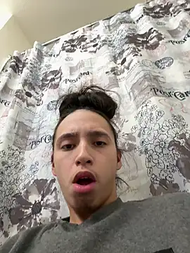 Snapshot of qbaby96 chatting on 02.25.25 qbaby96 online show from 02.25.25