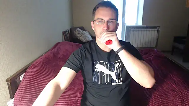 Snapshot of Sanderx chatting on 03.08.25 Sanderx online show from 03.08.25