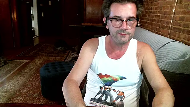 Johnny Bottoms online show from 03.18.26