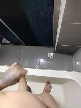 DTuannHallT online show from 12.23.25