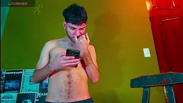 gato444  online show from 01.14.25