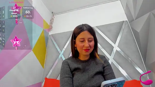 Snapshot of Valeria_grey69 chatting on 09.08.25 Valeria grey69 online show from 09.08.25