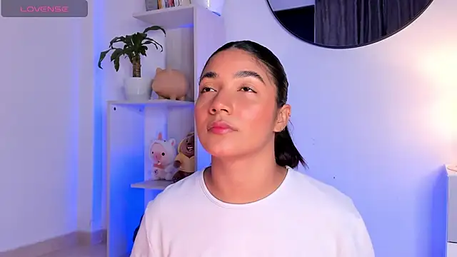 martina roldam online show from 02.06.25