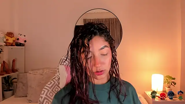 martina roldam online show from 03.18.25