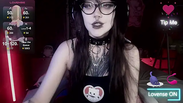 Snapshot of chloe_crystall_killer chatting on 09.12.25 chloe crystall killer online show from 09.12.25