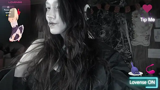 Snapshot of chloe_crystall_killer chatting on 02.04.26 chloe crystall killer online show from 02.04.26