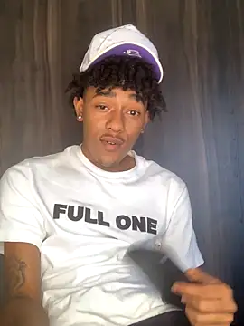 Snapshot of Boy_cock18 chatting on 10.05.25 Boy cock18 online show from 10.05.25