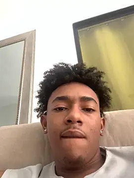 Snapshot of Boy_cock18 chatting on 11.02.25 Boy cock18 online show from 11.02.25