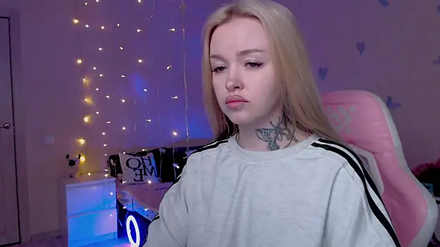 Naughty Mable online show from 04.14.26