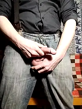 Snapshot of koudelka2322 chatting on 02.27.26 koudelka2322 online show from 02.27.26