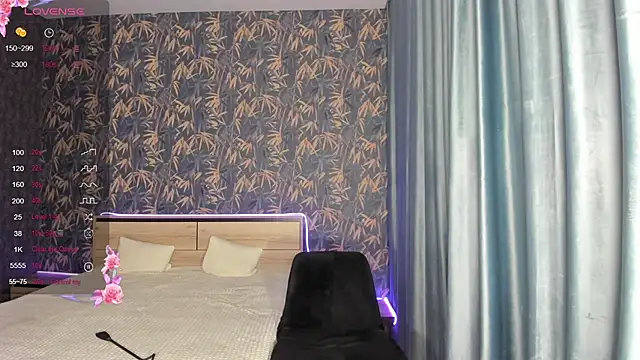 Snapshot of Lovely_Lure chatting on 01.03.25 Lovely Lure online show from 01.03.25