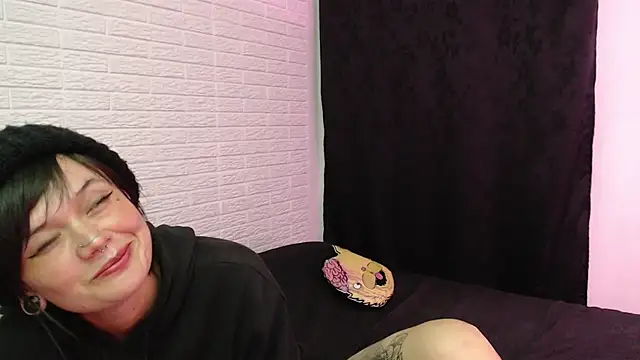 rousstattoo online show from 03.06.25