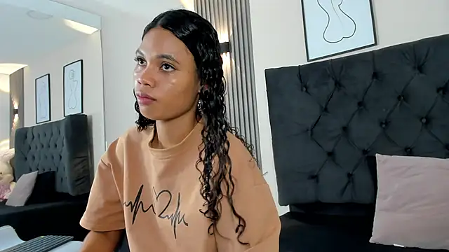 GysellHanson online show from 11.09.25