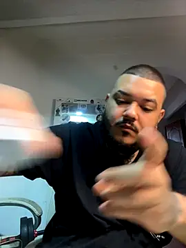 El Titan1998 online show from 10.15.25