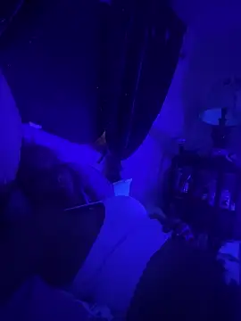 Lilithlilly online show from 01.18.25