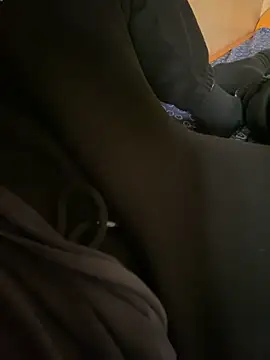 Snapshot of Dvddd chatting on 11.28.25 Dvddd online show from 11.28.25