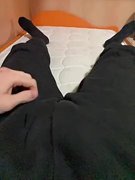 Snapshot of Dvddd chatting on 12.21.25 Dvddd online show from 12.21.25