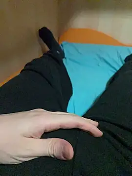 Snapshot of Dvddd chatting on 02.12.26 Dvddd online show from 02.12.26