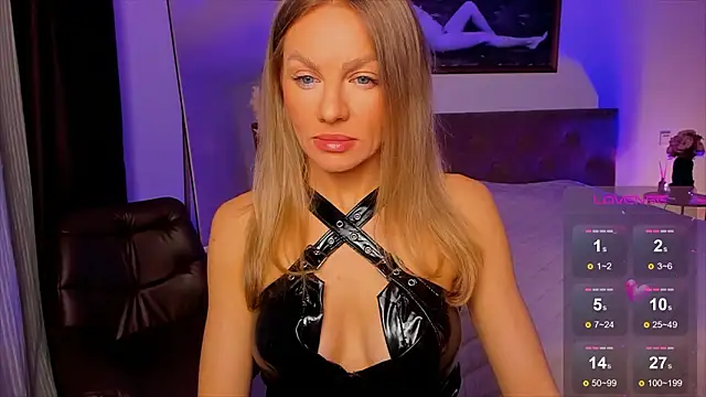 Oliva Candy online show from 02.26.26