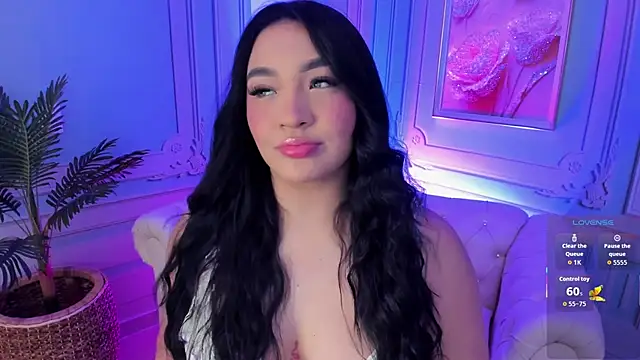 Snapshot of stefany_duque1_ chatting on 10.18.25 stefany duque1 online show from 10.18.25