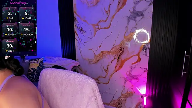 stefany duque1  online show from 02.21.26