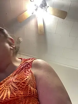 Luciouslouise72xh online show from 01.07.26