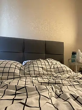 Snapshot of Sabrina_shells chatting on 03.15.25 Sabrina shells online show from 03.15.25