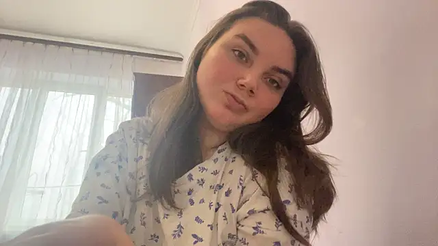 Snapshot of Dreamyblushfairy chatting on 12.29.24 Dreamyblushfairy online show from 12.29.24