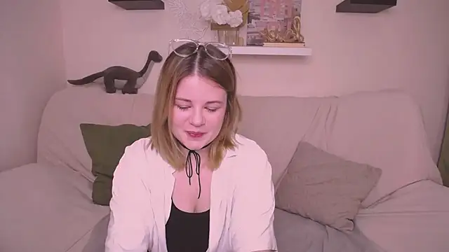 TessPleasure online show from 12.29.24