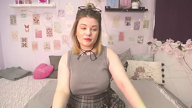 TessPleasure online show from 02.03.25