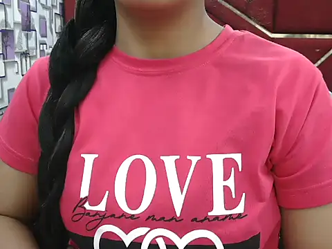 Snapshot of Somiya87 chatting on 11.13.25 Somiya87 online show from 11.13.25