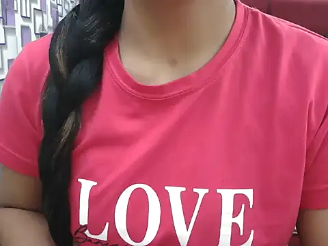 Snapshot of Somiya87 chatting on 11.14.25 Somiya87 online show from 11.14.25