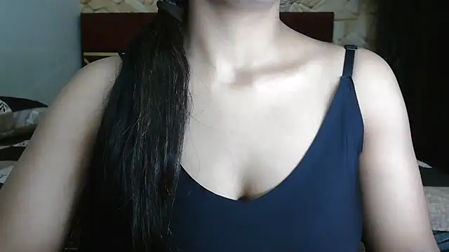 Snapshot of Somiya87 chatting on 02.27.26 Somiya87 online show from 02.27.26