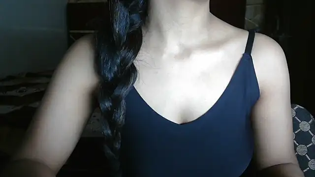 Snapshot of Somiya87 chatting on 03.01.26 Somiya87 online show from 03.01.26