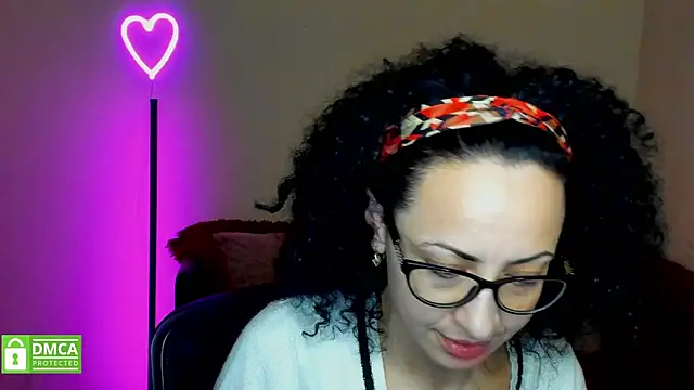 Arianasweety23 online show from 01.28.25